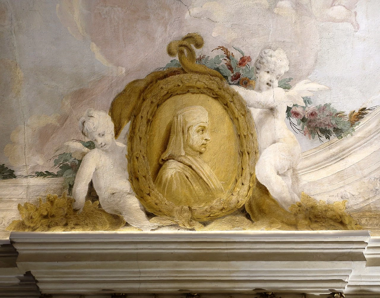 Palazzo dei Visacci - galleria con apoteosi della famiglia Guicciardini